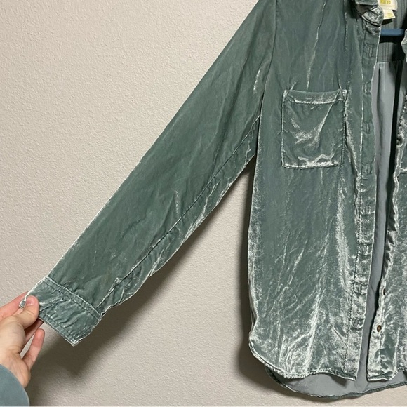 Maeve by Anthropologie Seafoam Velvet Button Front Blouse - Picture 2 of 8